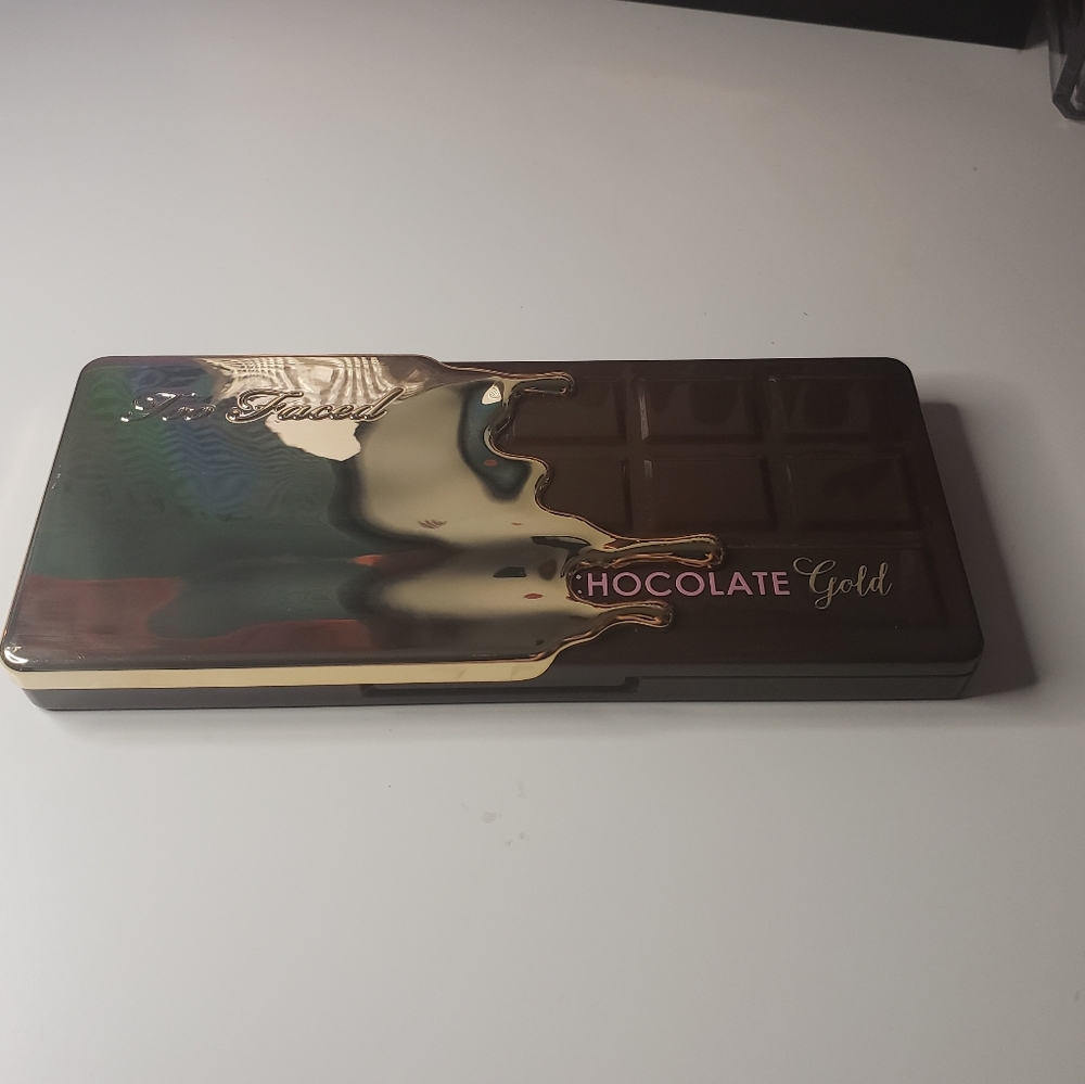 Too Faced Chocolate Gold Bar